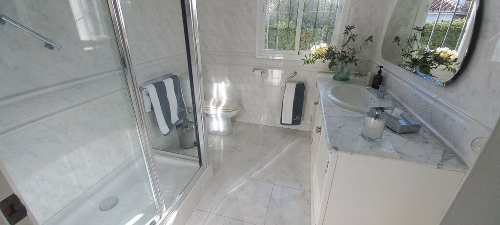 Detached Villa El Chaparral Málaga - image 25