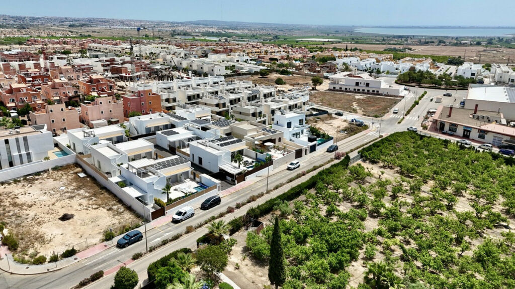 Detached Villa Torrevieja Alicante - image 25