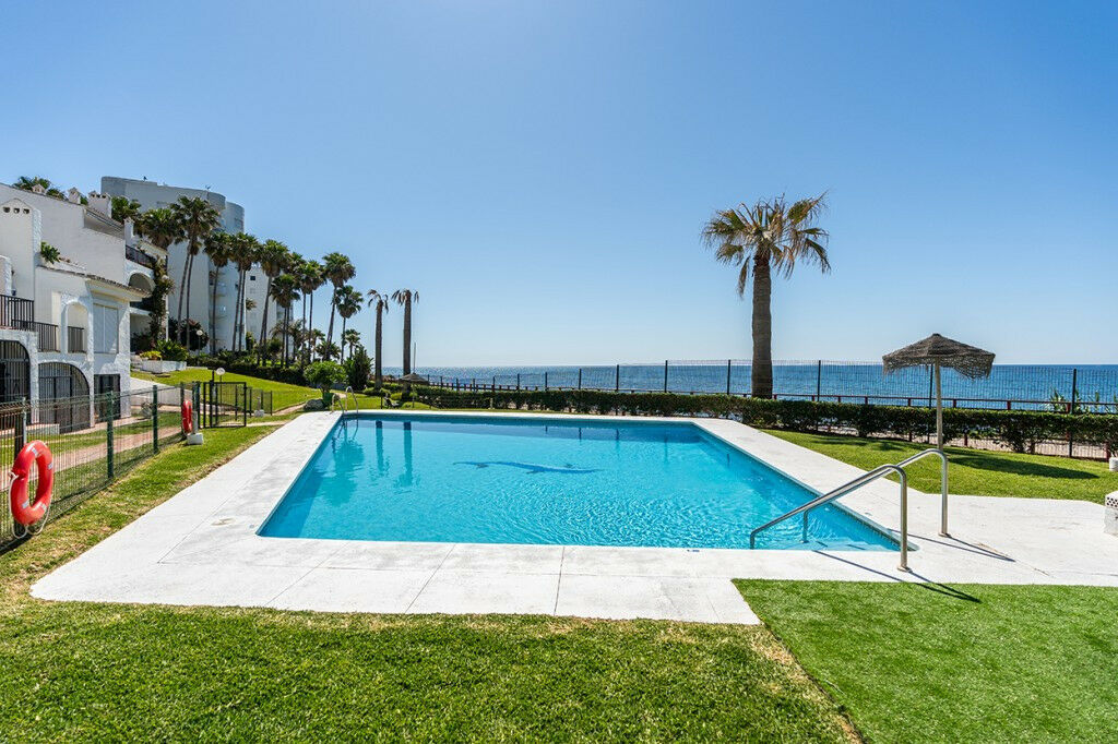 Penthouse Duplex Calahonda Málaga - image 25