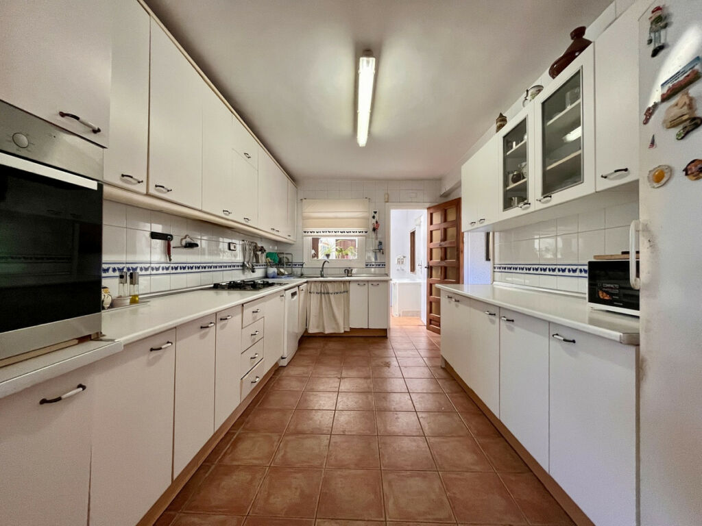 Detached Villa Cabo Roig Alicante - image 25