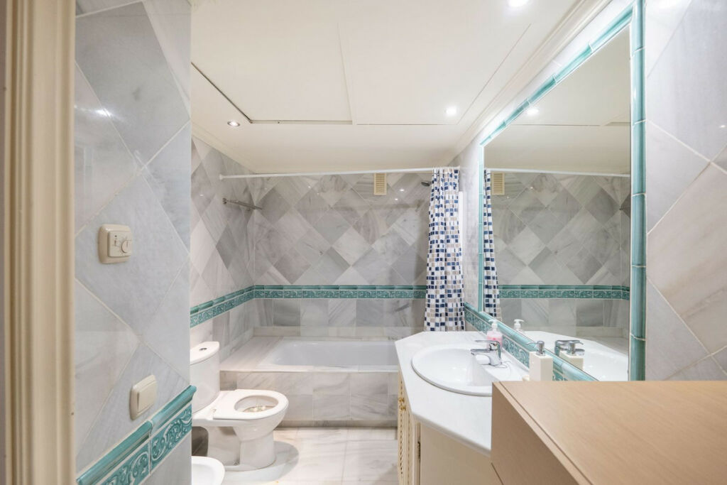 Penthouse Benahavís Málaga - image 25