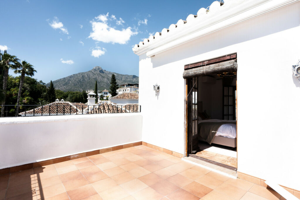 Townhouse The Golden Mile Málaga - image 20