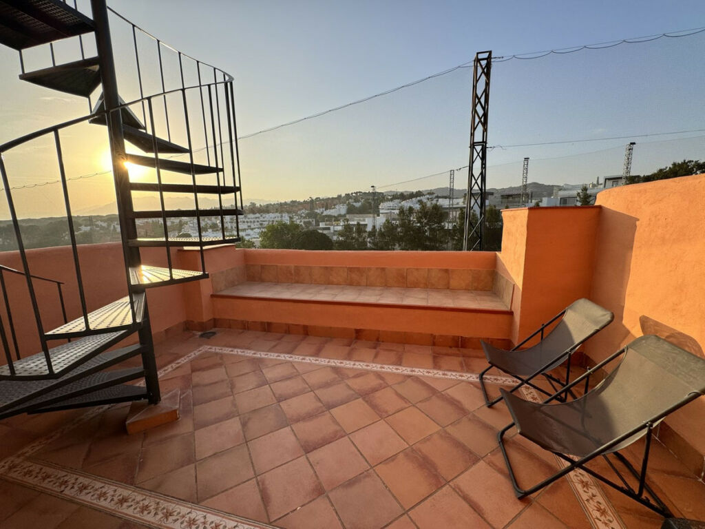 Townhouse Artola Málaga - image 4