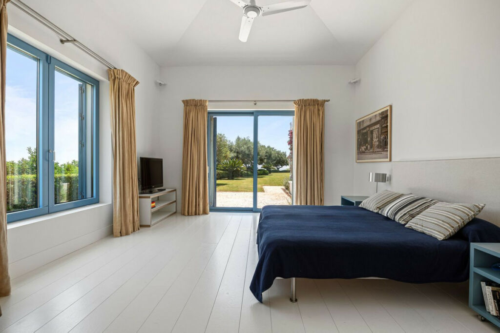 Detached Villa Benahavís Málaga - image 25