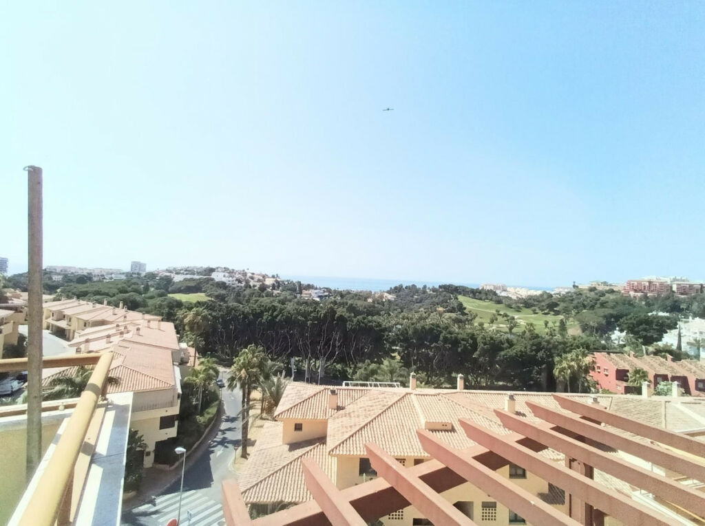 Penthouse Duplex Torrequebrada Málaga - image 25