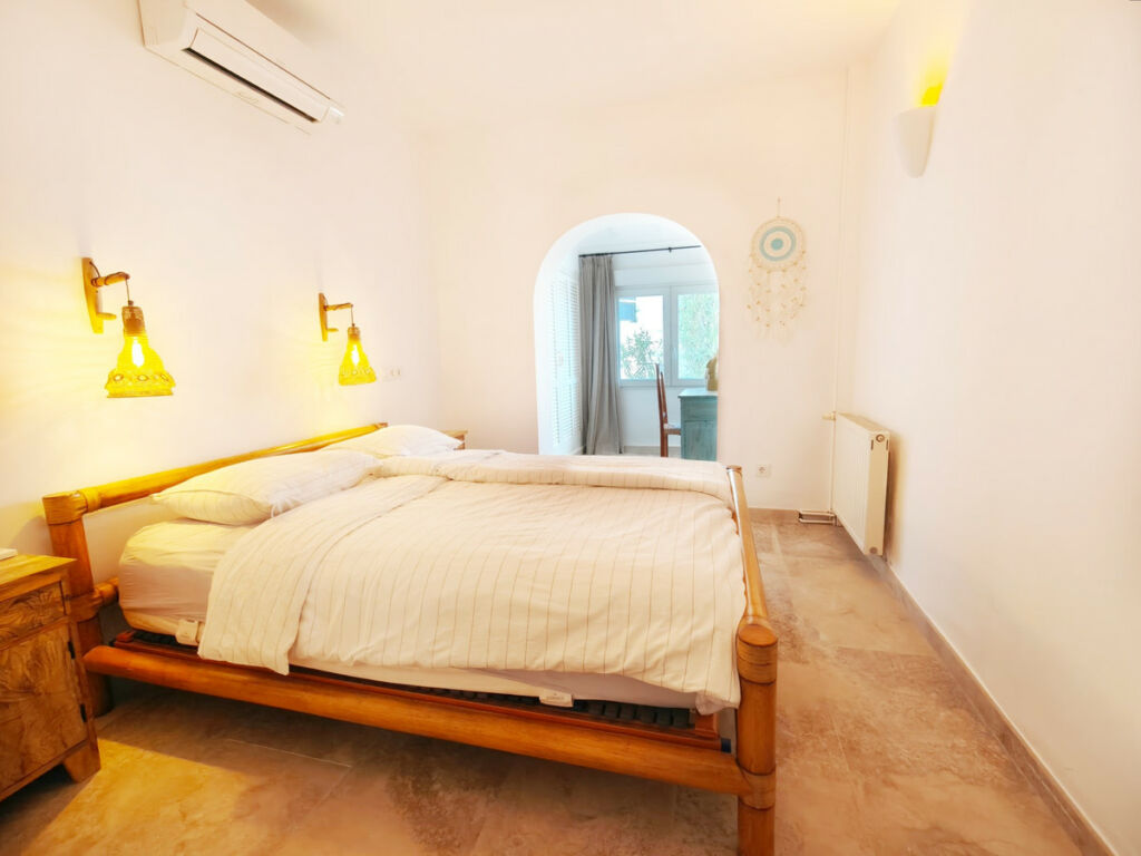 Detached Villa Moraira Alicante - image 25