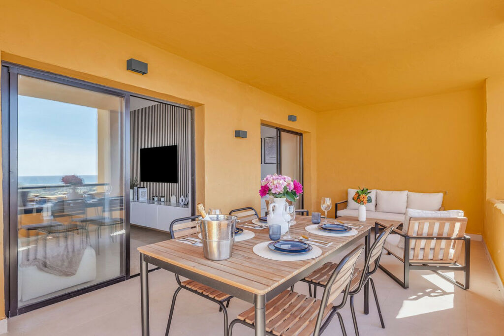 Middle Floor Apartment Estepona Málaga - image 25