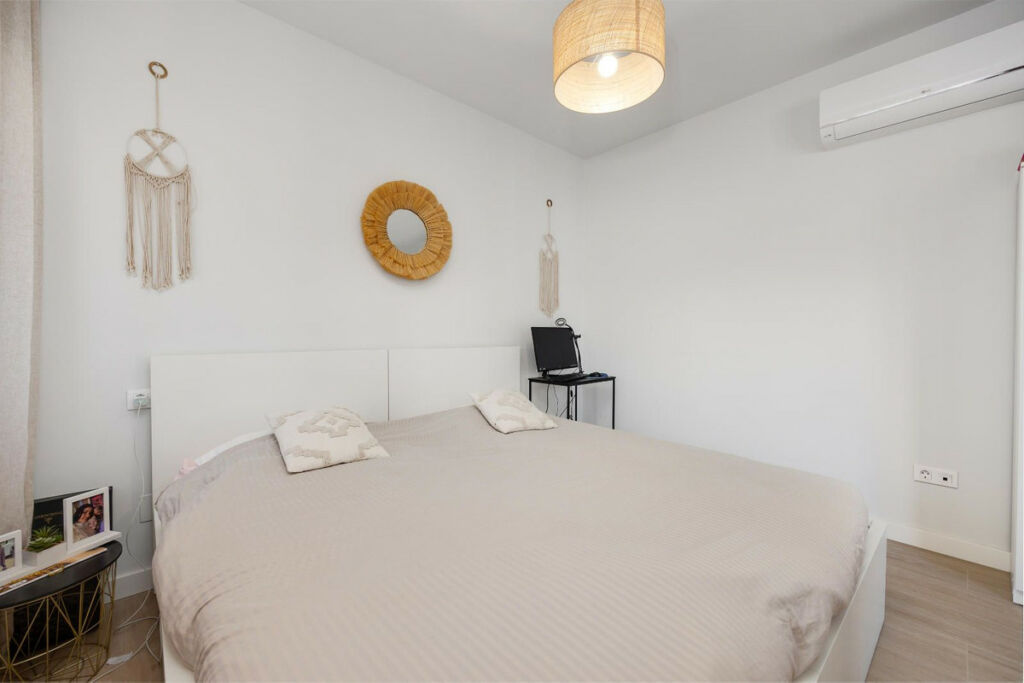 Middle Floor Apartment Orihuela Costa Alicante - image 25