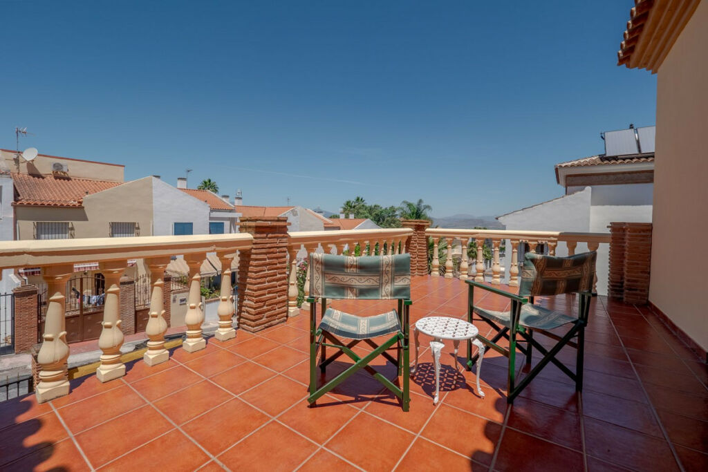 Detached Villa Alhaurín el Grande Málaga - image 25