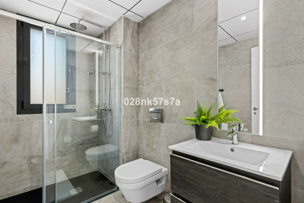 Detached Villa Lomas de Cabo Roig Alicante - image 25