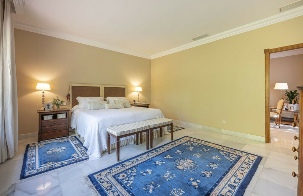 Detached Villa Guadalmina Alta Málaga - image 26