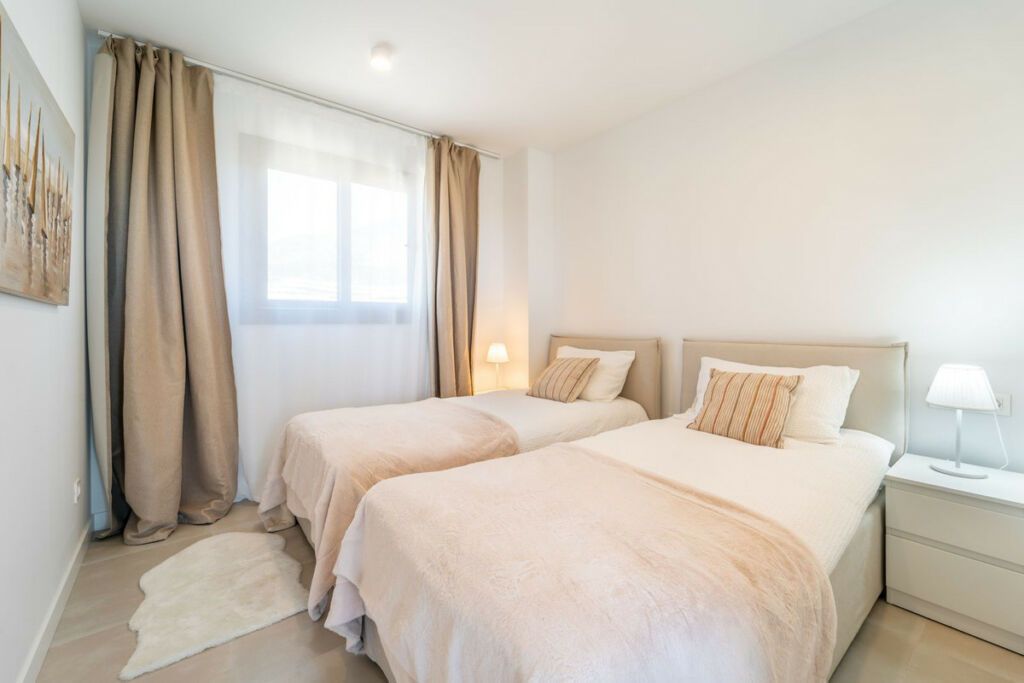 Top Floor Apartment Higueron Málaga - image 26