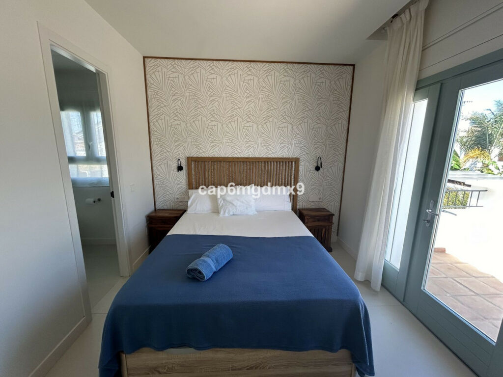 Detached Villa San Pedro de Alcántara Málaga - image 26