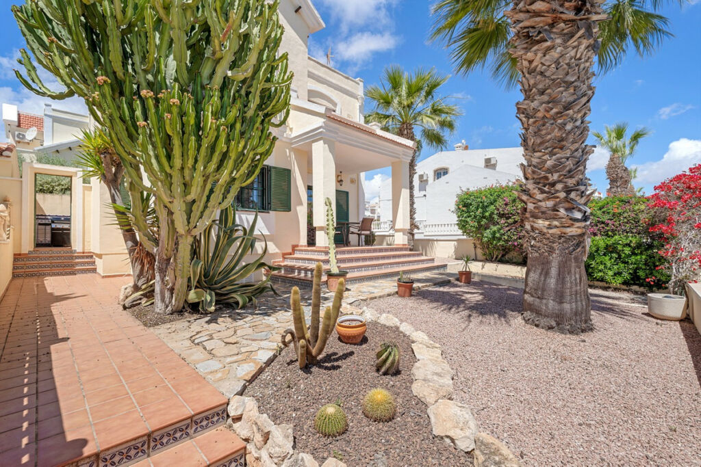 Detached Villa Orihuela Costa Alicante - image 26