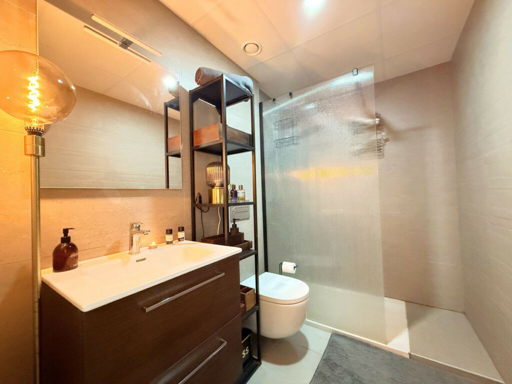 Penthouse La Duquesa Málaga - image 26