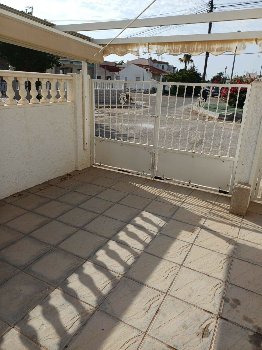 Townhouse Torrevieja Alicante - image 3