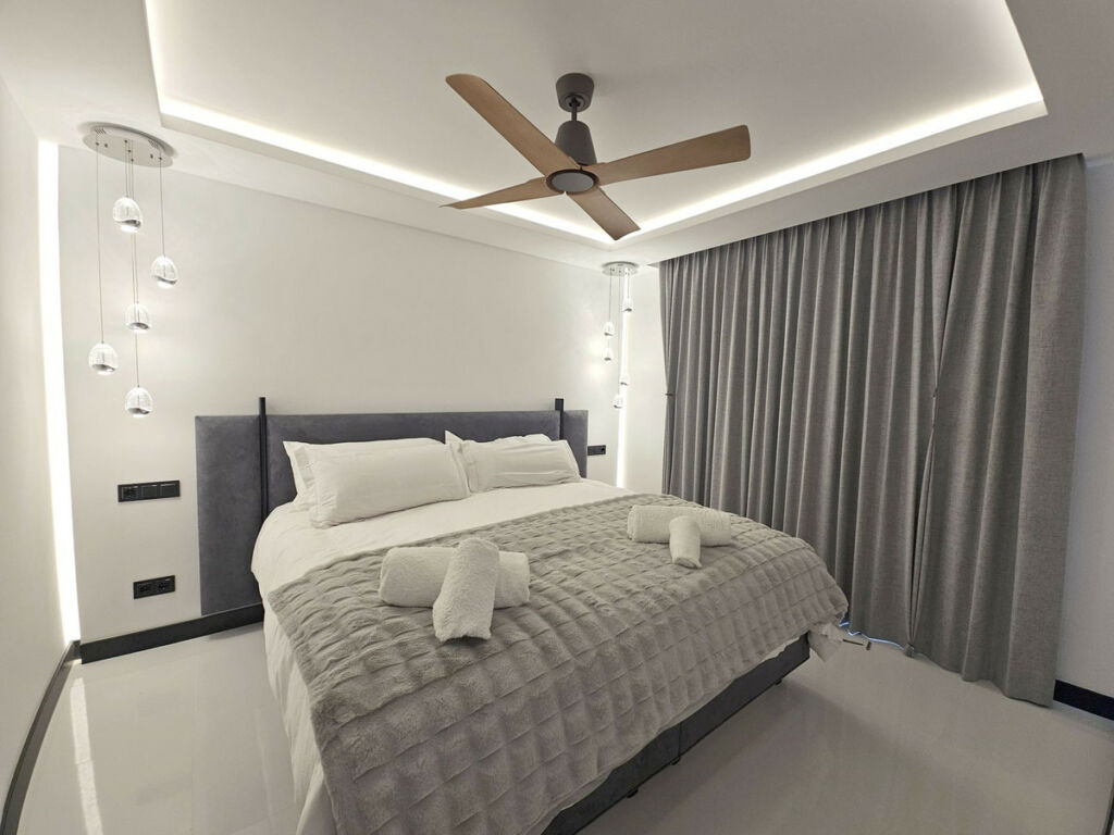 Townhouse Los Arqueros Málaga - image 25