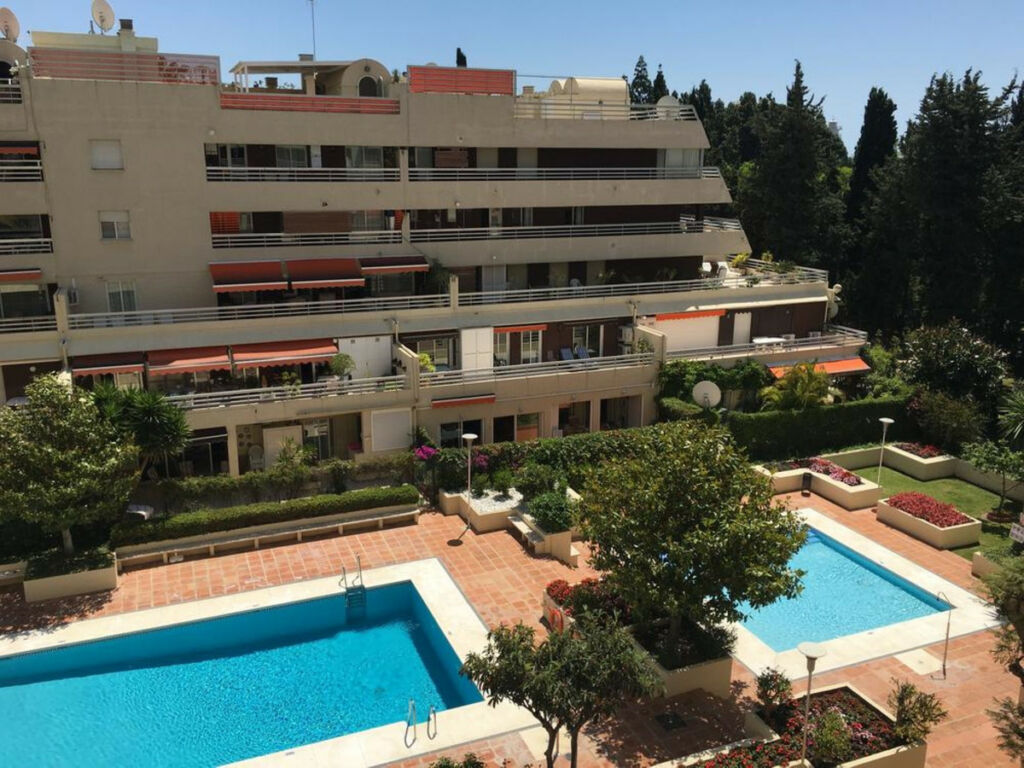 Middle Floor Apartment Marbella Málaga - image 26