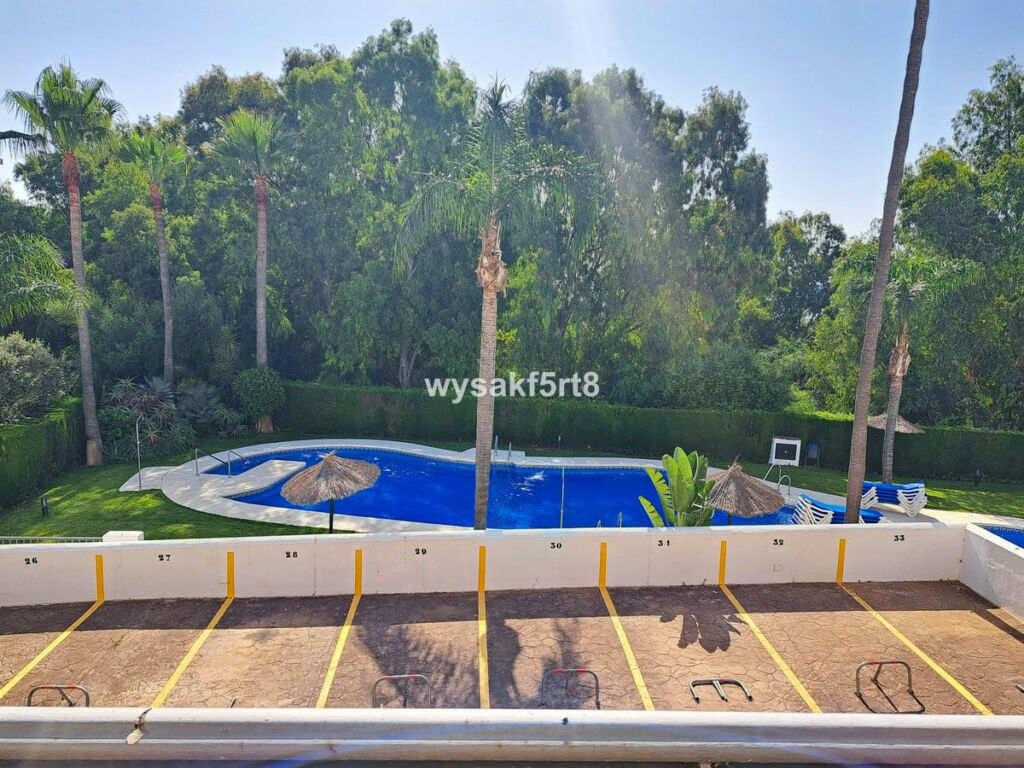 Middle Floor Apartment Casares Playa Málaga - image 25