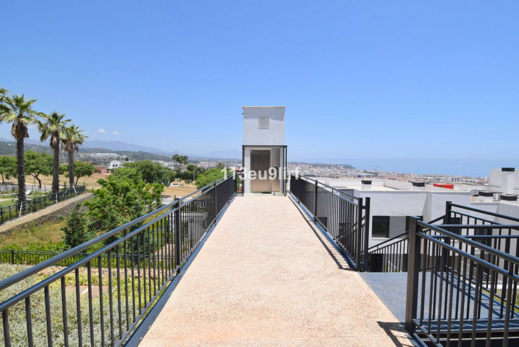 Ground Floor Apartment Estepona Málaga - image 26