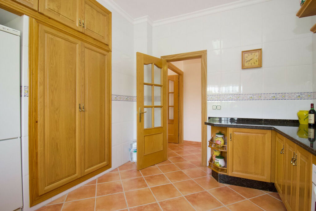 Detached Villa Alhaurín el Grande Málaga - image 26