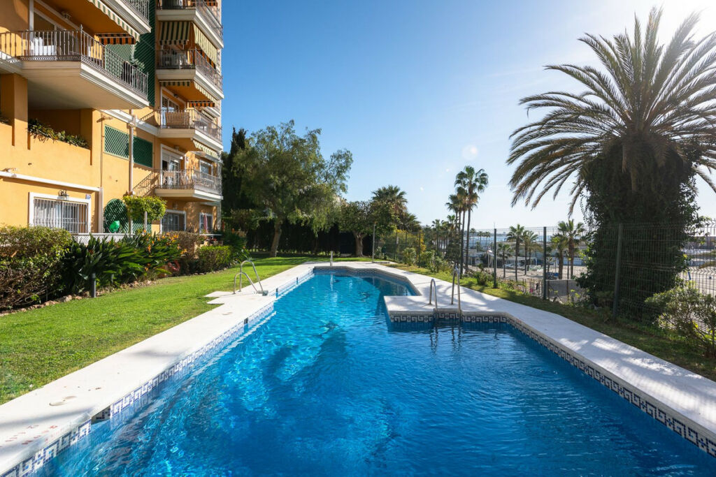 Middle Floor Apartment Marbella Málaga - image 26