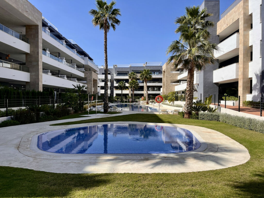 Penthouse Playa Flamenca Alicante - image 25