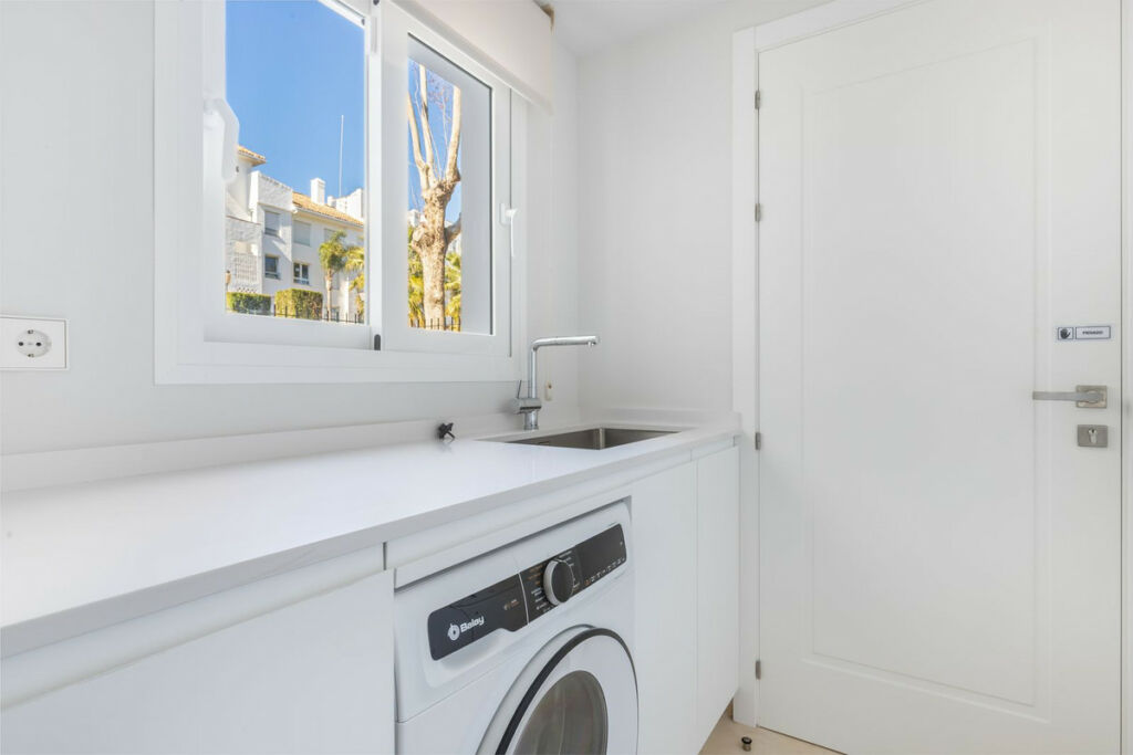 Townhouse Marbella Málaga - image 26