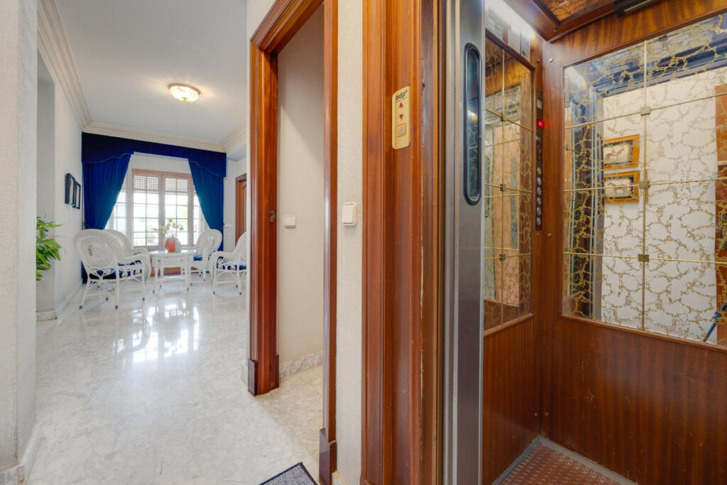 Detached Villa Callosa de Segura Alicante - image 26