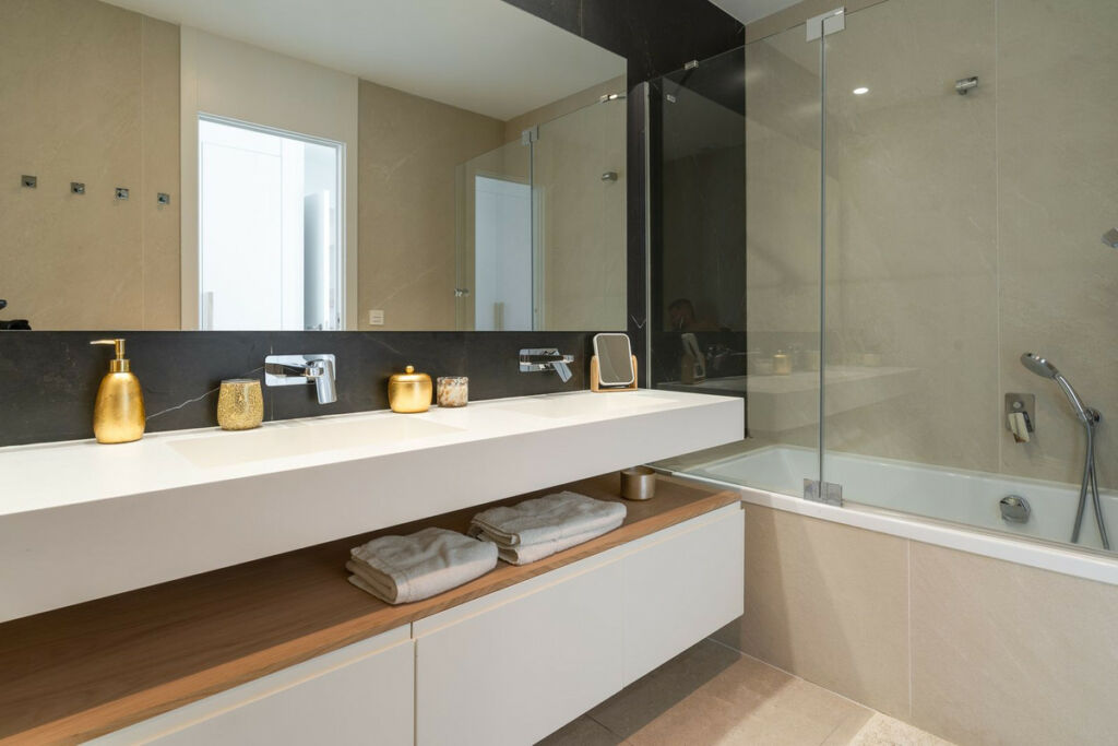 Middle Floor Apartment Benahavís Málaga - image 26