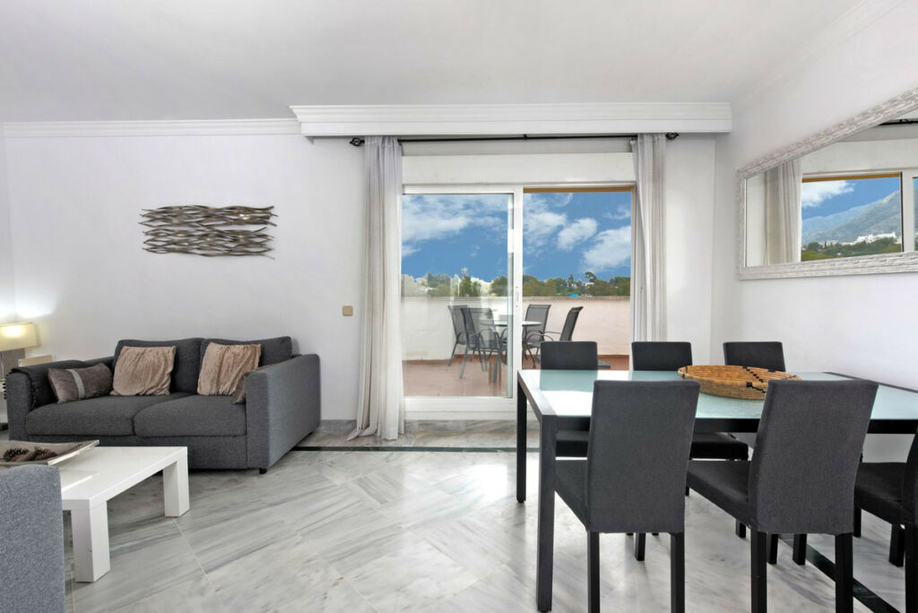 Penthouse Puerto Banús Málaga - image 26