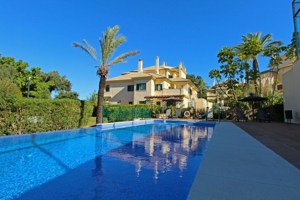 Middle Floor Apartment San Roque Club Cádiz - image 26