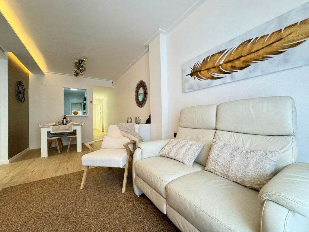 Middle Floor Apartment Torrevieja Alicante - image 26