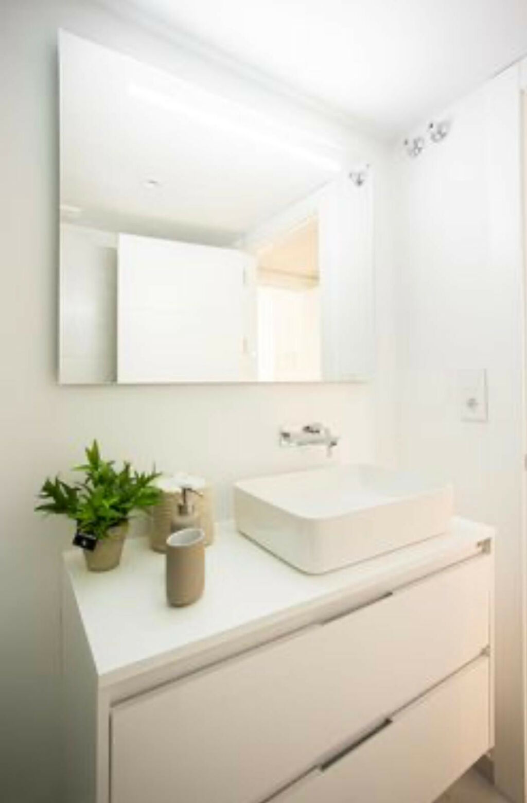 Townhouse Aloha Málaga - image 25