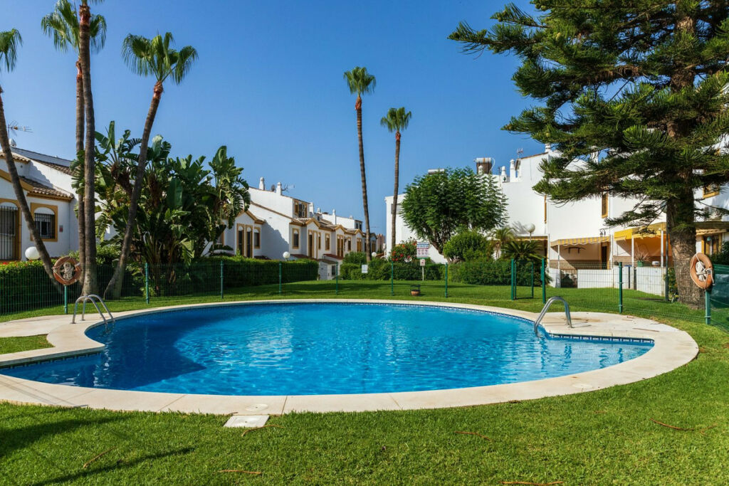 Townhouse Montemar Málaga - image 27