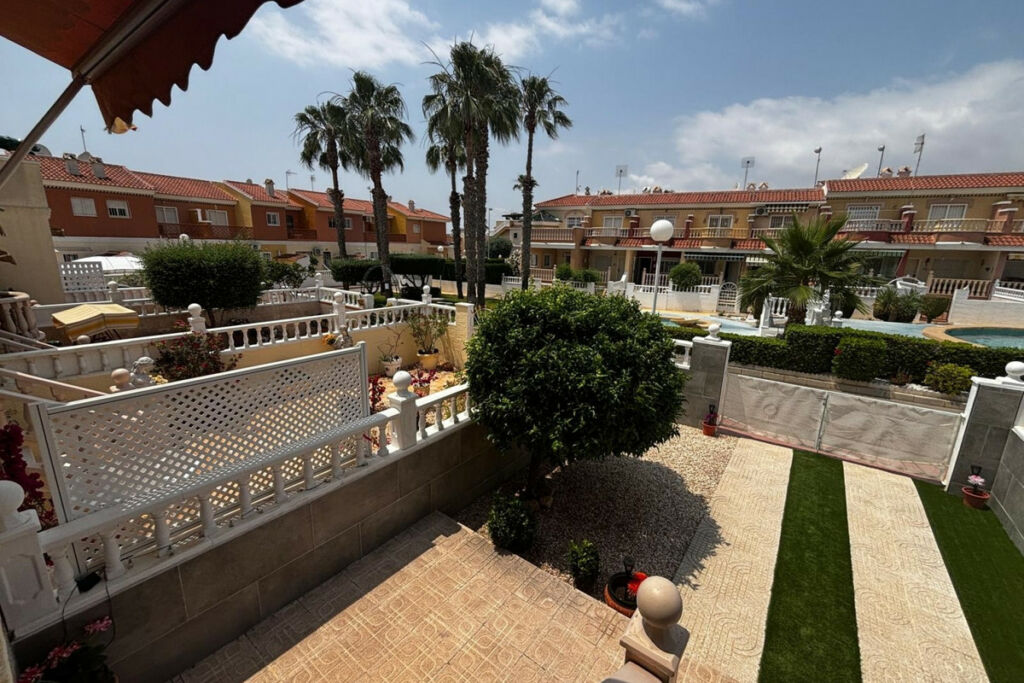 Townhouse Dona Pepa Alicante - image 27