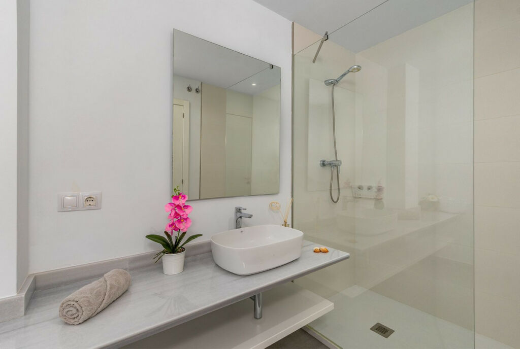 Detached Villa Benalmadena Málaga - image 26