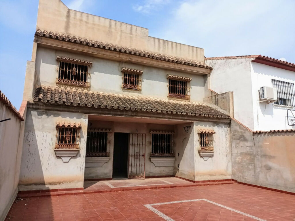 Townhouse Fuengirola Málaga - image 27