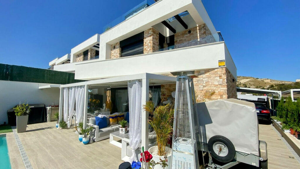 Detached Villa Finestrat Alicante - image 25