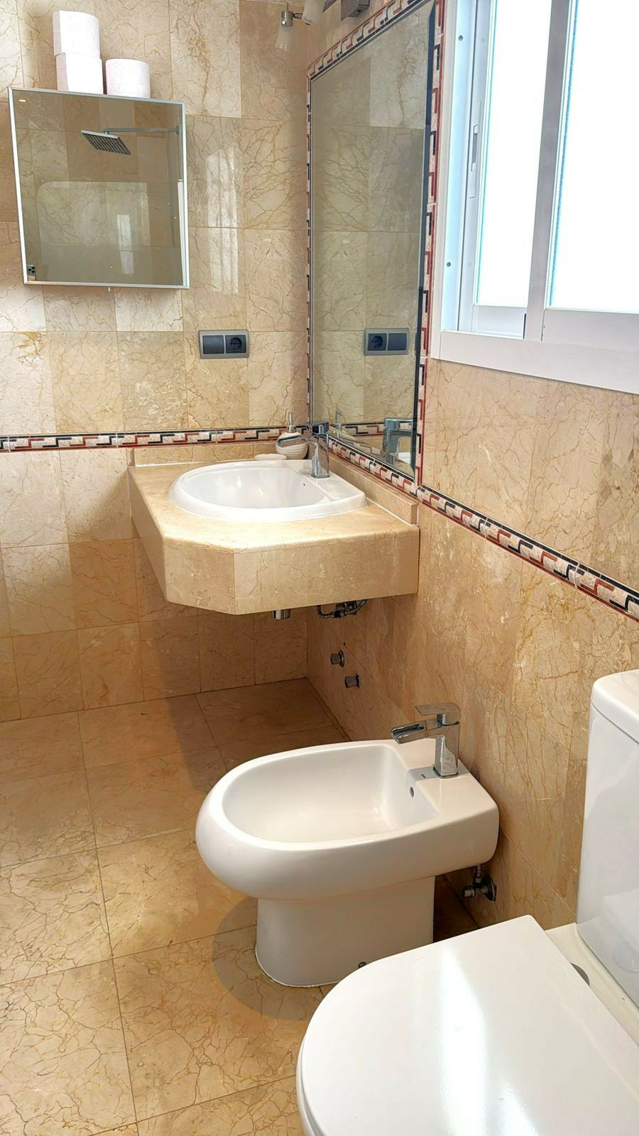 Detached Villa Estepona Málaga - image 26