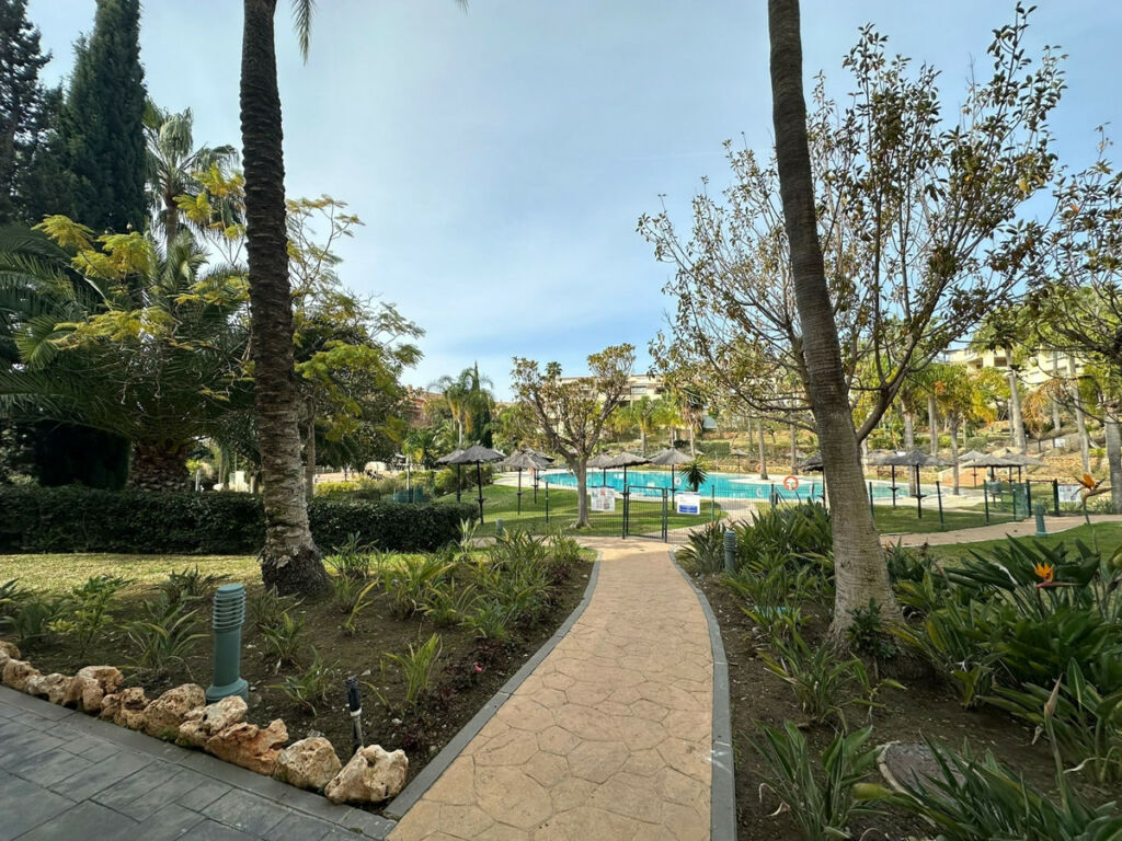 Penthouse Duplex Bahía de Marbella Málaga - image 27