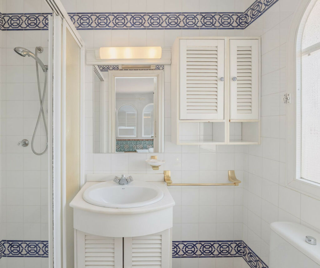 Detached Villa Marbella Málaga - image 27