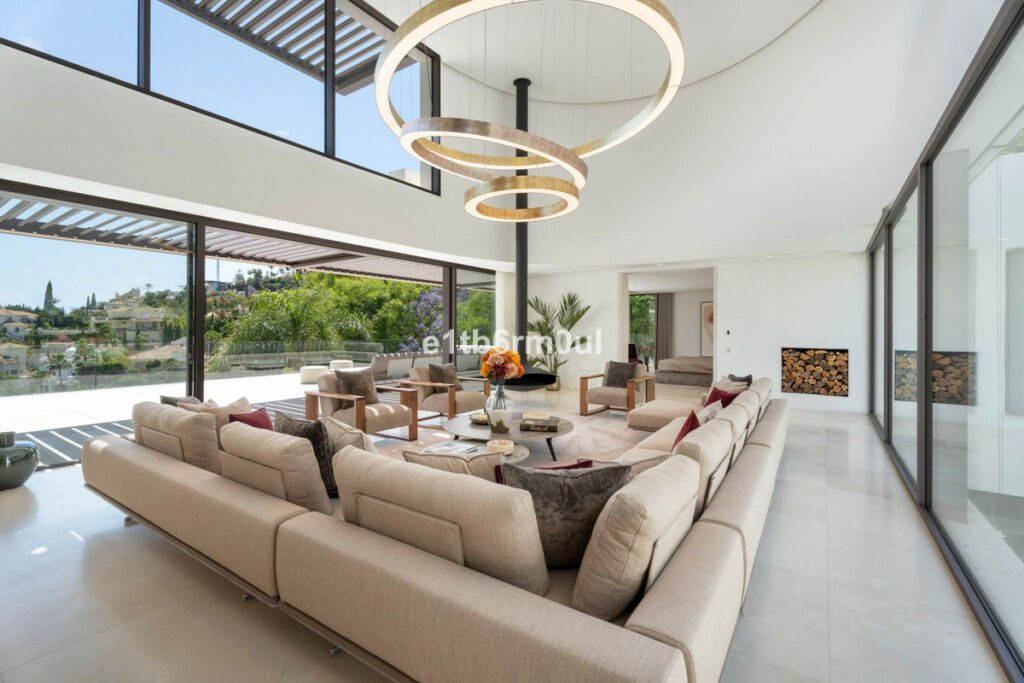 Detached Villa La Quinta Málaga - image 27