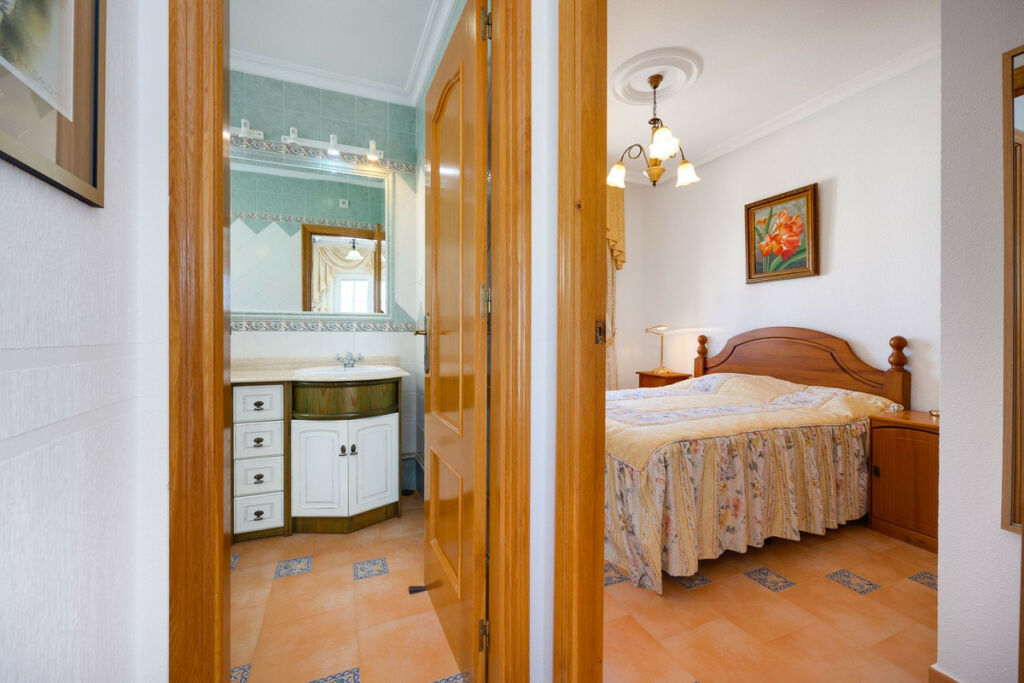 Detached Villa Orihuela Costa Alicante - image 27