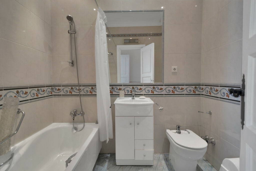 Detached Villa Las Brisas Málaga - image 27