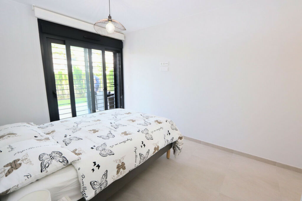 Ground Floor Apartment Playa Flamenca Alicante - image 27