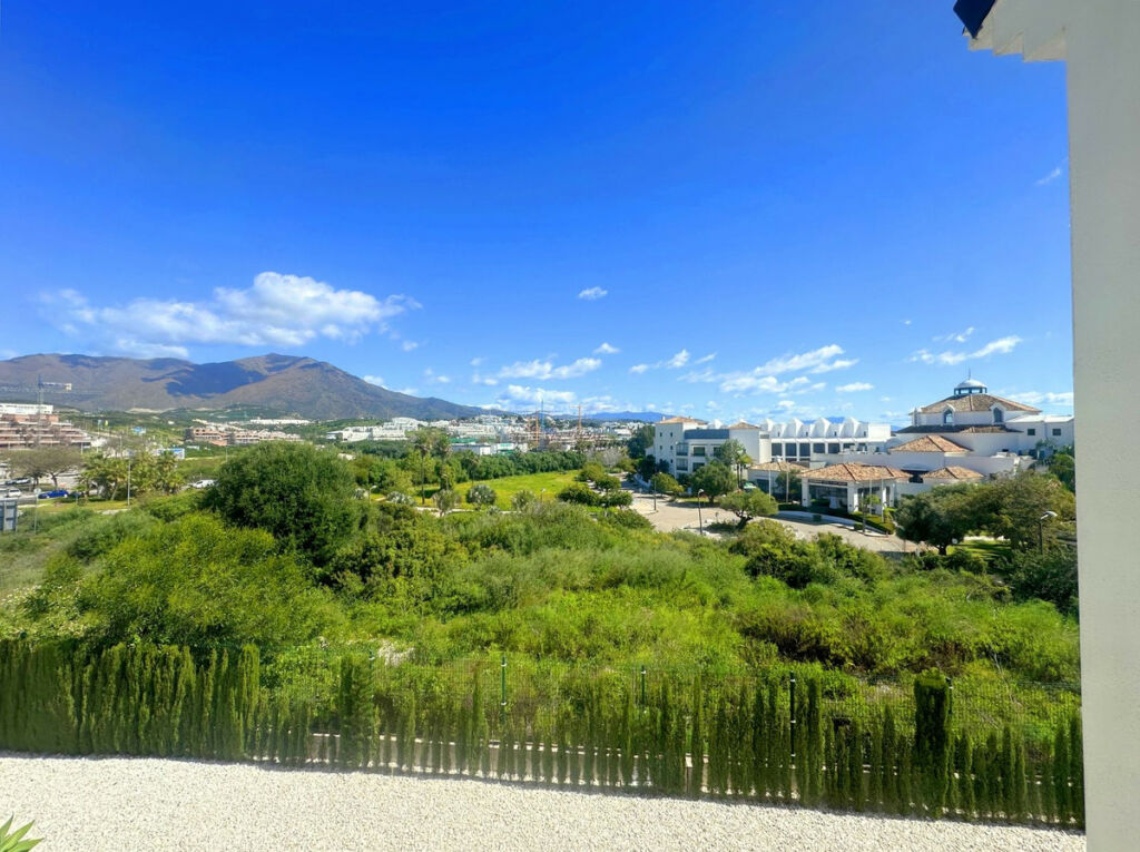 Penthouse Estepona Málaga - image 28