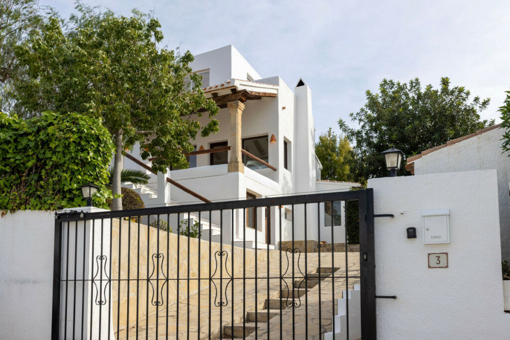 Detached Villa Javea Alicante - image 27