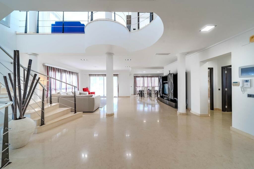 Detached Villa Cabo Roig Alicante - image 27