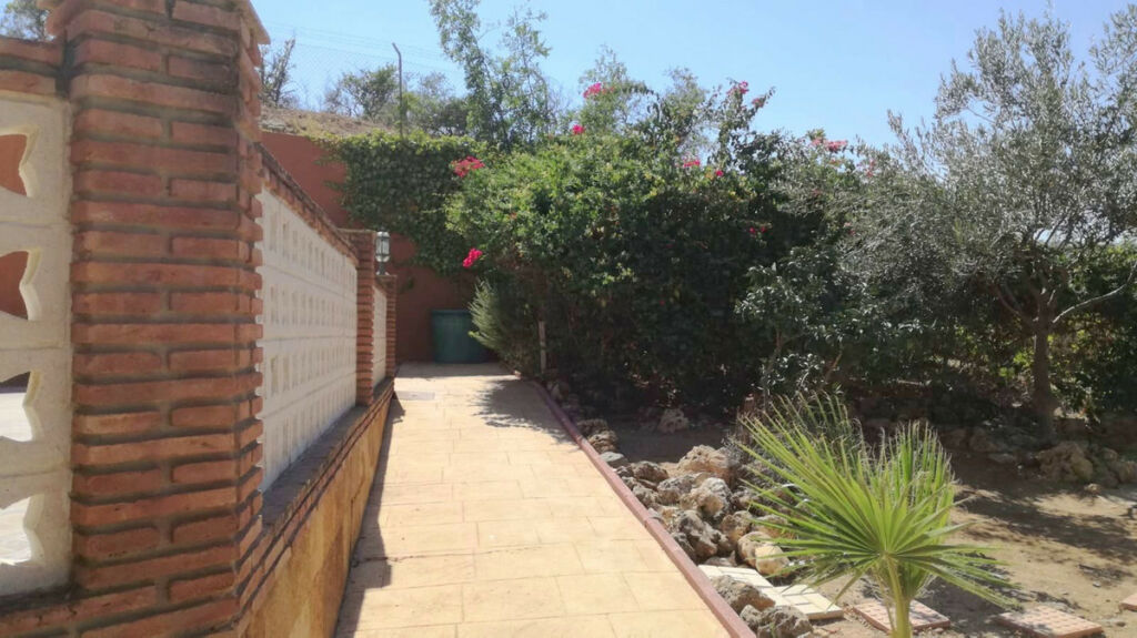Detached Villa Estacion de Cartama Málaga - image 27